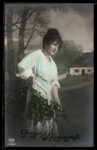 Foto-AK EAS Nr. 5203/4: Hübsche Frau mit Blumensträussen in der Hand