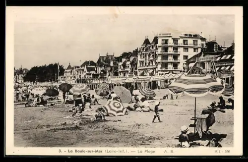 AK La Baule-sur-Mer /Loire-Inf., La Plage