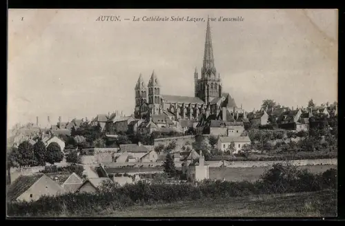 AK Autun, La Cathédrale Saint-Lazare, Vue densemble