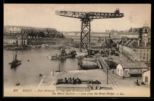 AK Brest, Port Militaire, Vue prise du Grand Pont