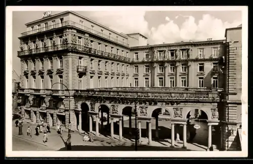 AK Frankfurt a. M., Hotel Frankfurter Hof aus der Vogelschau