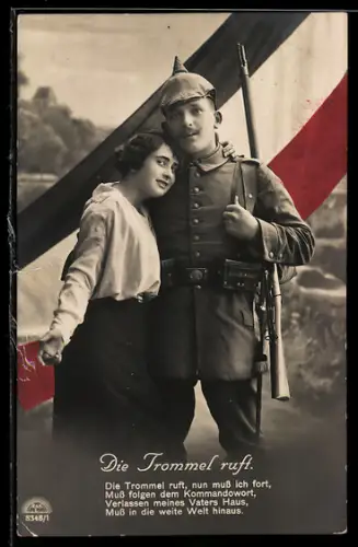 Künstler-AK Die Trommel ruft, Soldat mit Ausmarchgepäck beim Abschied von der Geliebten