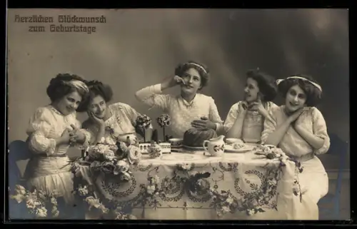Foto-AK R & K / L Nr. 4507/6: Junge Damen an geschmückter Kaffetafel, Geburtstagsgruss