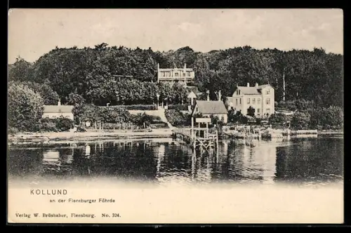 AK Kollund, Flensburger Föhrde, Häuser und Bootsanleger am Ufer