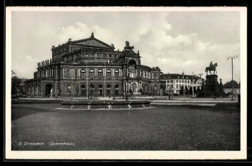 AK Dresden, Opernhaus, Brunnen, Standbild