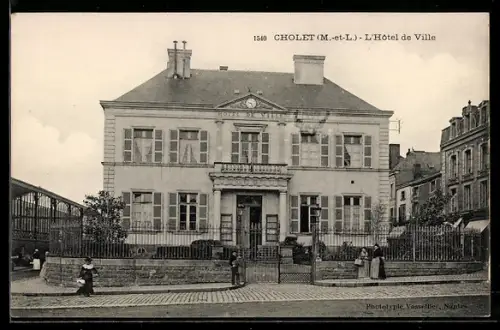 AK Cholet /M.-et-L., L`Hôtel de Ville