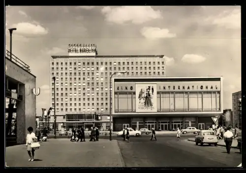 AK Berlin, Hotel Berolina und Kino International