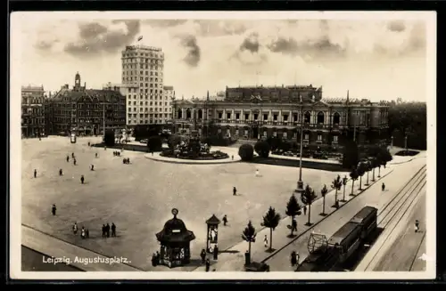 AK Leipzig, Augustusplatz mit Strassenbahn