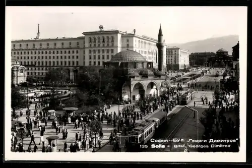 AK Sofia, le boulevard G. Dimitrov, Strassenbahnen