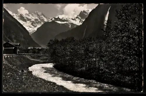 Foto-AK Emanuel Gyger: Lauterbrunnen, Beim Trümmelbach, Ltbr. Breithorn