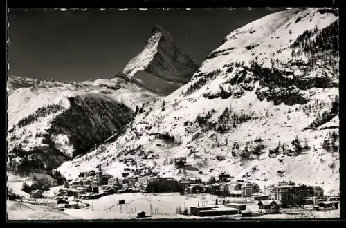 Foto-AK Emanuel Gyger: Zermatt, Teilansicht mit Matterhorn im Winter