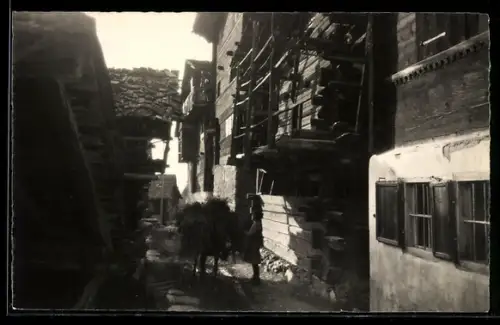 Foto-AK Emanuel Gyger: St. Lue, Rue du village