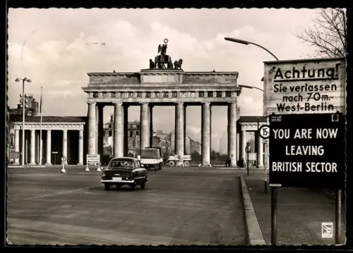 AK Berlin, Brandenburger Tor als Grenze in den russischen Sektor