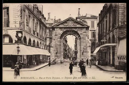 AK Bordeaux, Rue et Porte Dijeaux
