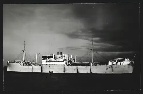 Fotografie Australisches Frachtschiff Parrakoola vom 1928 in Heckansicht