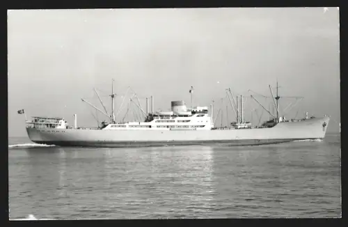 Fotografie Schwedisches Frachtschiff Stratus in Fahrt