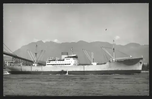 Fotografie Australisches Frachtschiff Wangaratta nach Passieren der Golden Gate Bridge