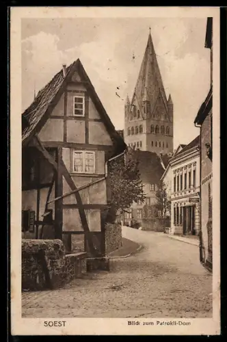 AK Soest, Strassenpartie mit Patrokli-Dom