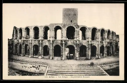 AK Arles, Les Arènes, Amphithéâtre Romain