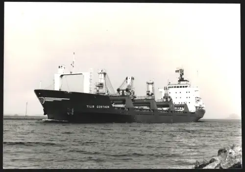 Fotografie Frachtschiff Tilia Gorthon, Stückgutfrachter Heimathafen Helsingborg kreuzt vor der Küste