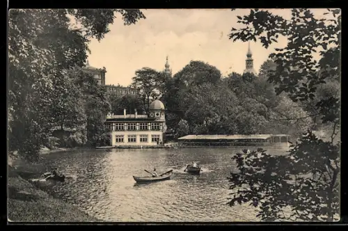 AK Dresden, Zwingerschlösschen am Zwingerteich, Ruderboote