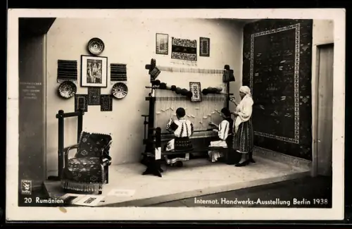 AK Berlin, Internationale Handwerks-Ausstellung 1938 - Rumänien (Weberinnen)