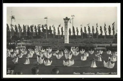 AK Berlin, Ausstellung Deutschland 1936, Tänzerinnen