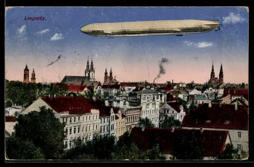 AK Liegnitz, Ortsansicht mit Zeppelin Sachsen