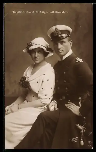 AK Kapitänleutnant Otto Weddigen mit Gemahlin, Kommandant des U-Bootes U-9