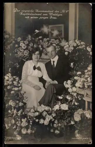 AK Kapitänleutnant Otto Weddigen mit seiner Frau, Kommandant des U-Bootes U-9