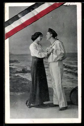 AK Matrose der Kaiserlichen Marine mit seiner Liebsten am Strand