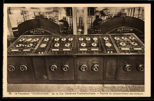 AK Passagierschiff Normandie der Cie. Générale Transatlantique, Motorenschalttafel