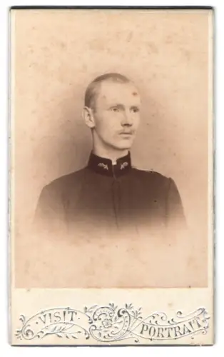 Fotografie Jul. Motal, Luhacovice, K.u.K. Soldat in Uniform