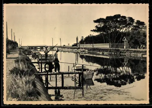 AK Carnon-Plage /Hérault, Le Quai Royal et le Canal à l`Arrivée