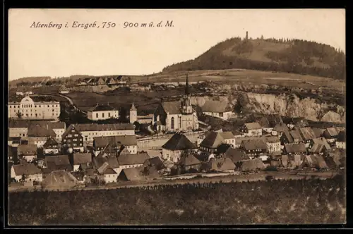 AK Altenberg i. Erzgeb., Ortsansicht mit Kirche und Berg im Hintergrund