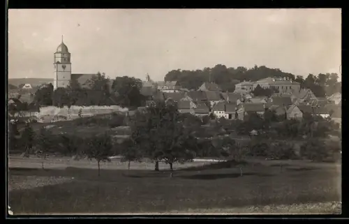 AK Usingen, Blick auf das Stadtzentrum mit Schule und Kirche