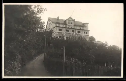 Foto-AK Blankenburg /Harz, Hotel-Genesungsheim Silberborn, Zufahrt