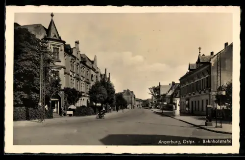 AK Angerburg /Ostpr., Partie in der Bahnhofstrasse