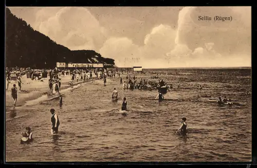 AK Sellin /Rügen, Badegäste am Strand