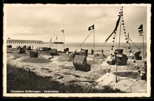 AK Boltenhagen, Strandleben,  am Strandkorb