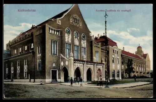 AK Kiskunhalas, Színház, szálloda és vendéglö
