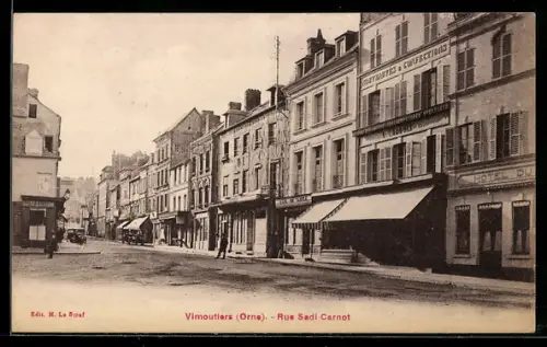 AK Vimoutiers /Orne, Rue Sadi Carnot, Hotel