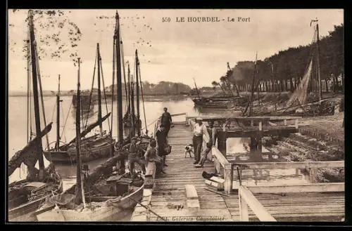 AK Le Hourdel, Le Port