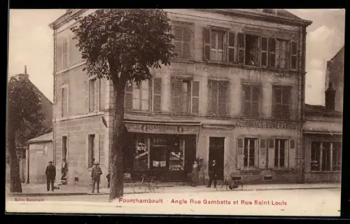 AK Fourchambault, Angle Rue Gambetta et Rue Saint-Louis