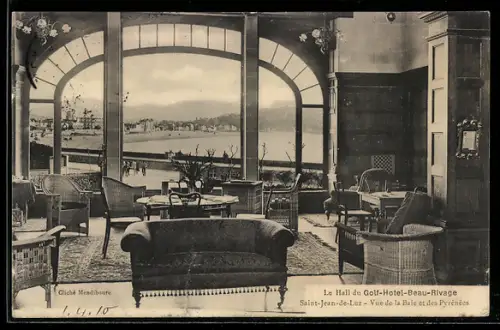 AK Saint-Jean-de-Luz, Le Hall du Golf-Hotel-Beau-Rivage, Vue de la Baie et des Pyrénées