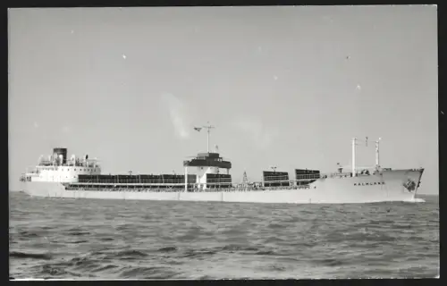 Fotografie Schwedisches Tankschiff Malmland beladen in Fahrt