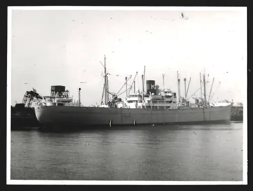 Fotografie Frachtschiff Hopeville festgemacht im Hafen