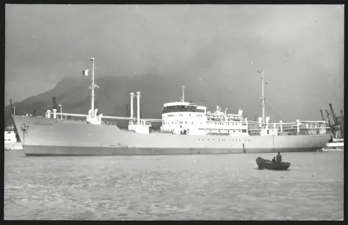 Fotografie Frachtschiff Lommaren im Hafen von Kapstadt