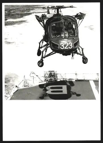 Fotografie Hubschrauber Westland Wasp der britischen Fregatte HMS Ambuscade beim Landemanöver, Kennung 323