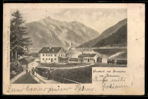 AK Maurach / Achensee, Gasthof zur Seespitze am Achensee, Einfahrende Eisenbahn